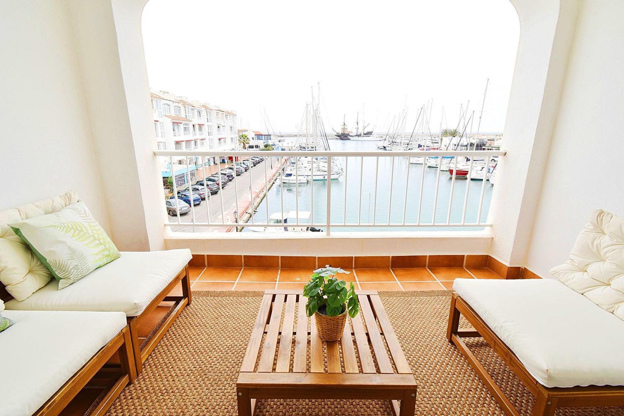 Expoholidays - Puerto Deportivo La Goleta Almerimar Esterno foto